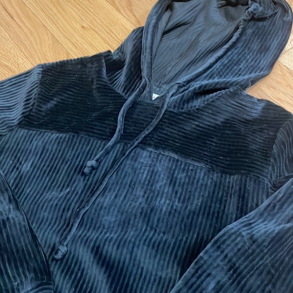 Two piece hoodie and wide leg lounge set. - Picture 5 of 5